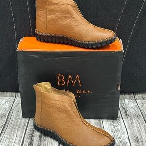 Bernie Mev TW79 Cognac Bootie Size 36